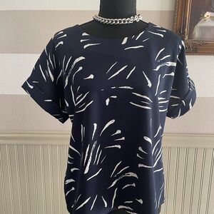 MELLODAY Blue and White Graphic Boxy Blouse